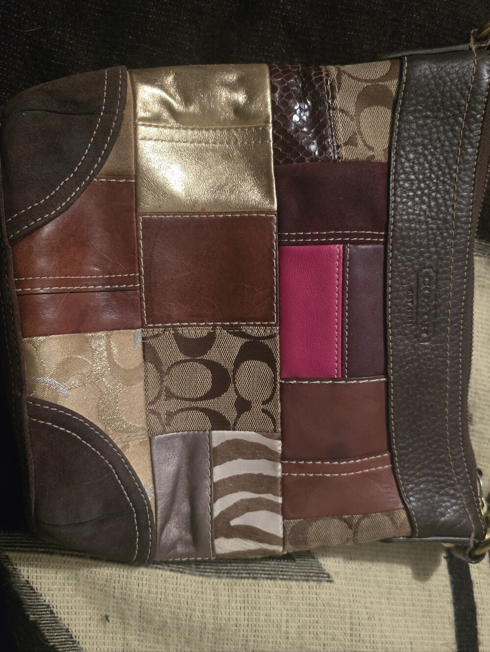 COACH shoulder Bag